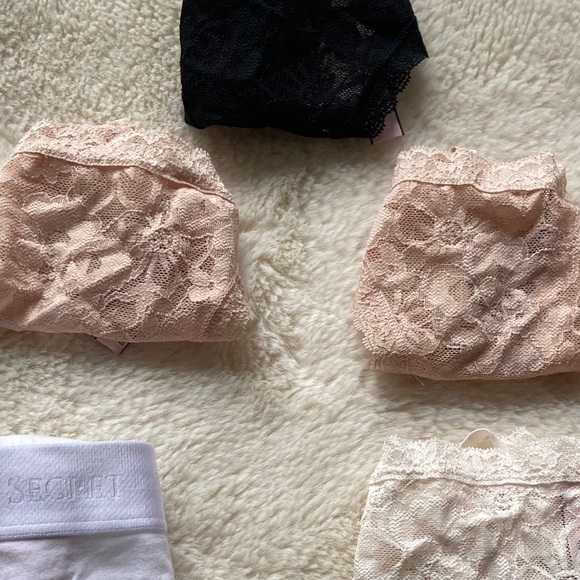 Floral laced Light Pink Victoria Secret G string - Picture 5 of 5